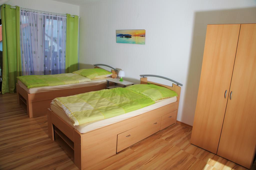 Pension Haus Kassel Fuldatal Екстериор снимка